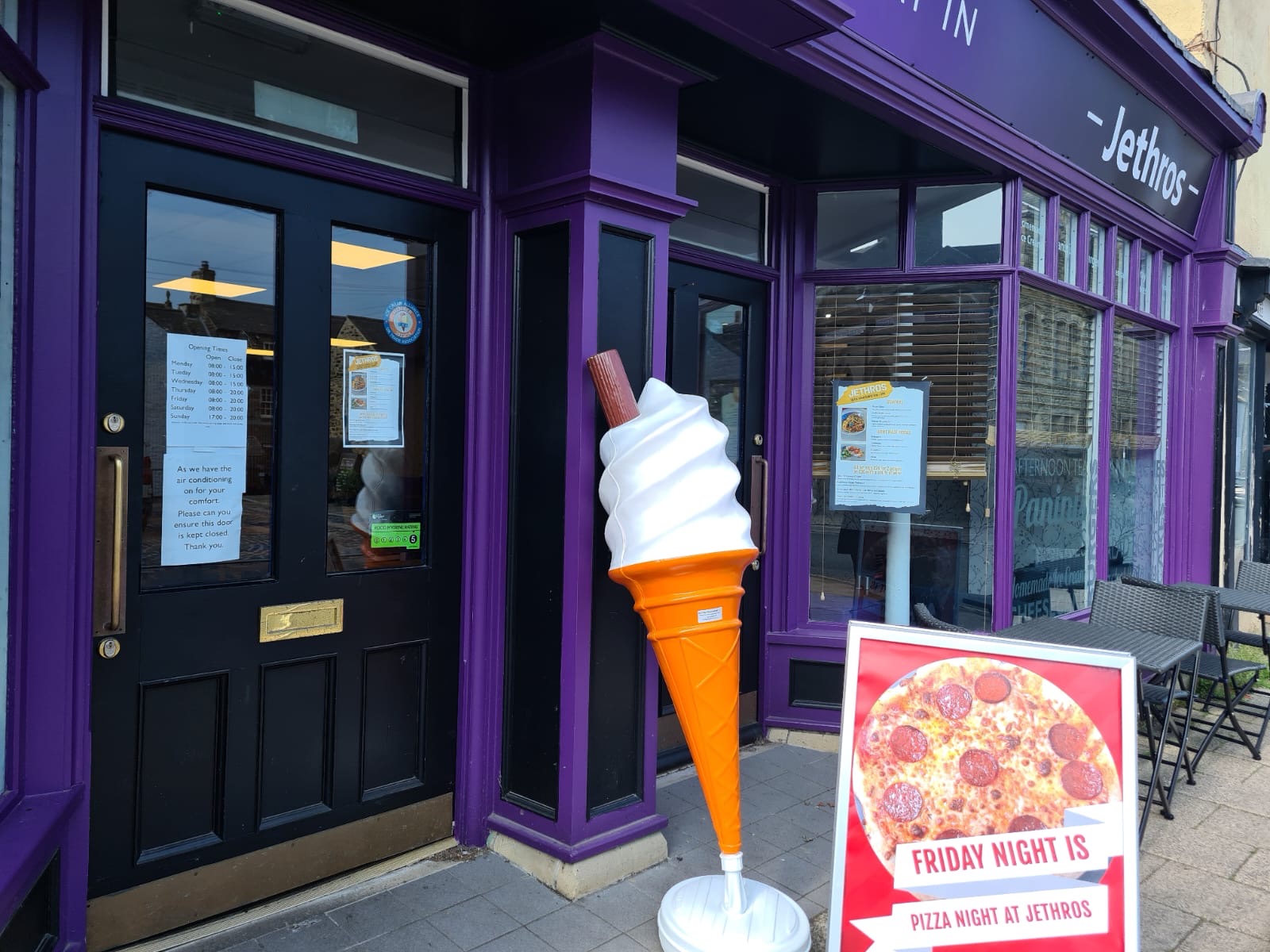 Jethro's Cafe Outside view Upclose